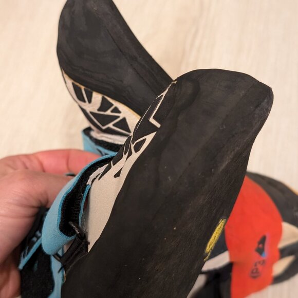 La Sportiva Otaki Climbing Shoes Men - 42.5 (9.5) - Picture 4 of 8